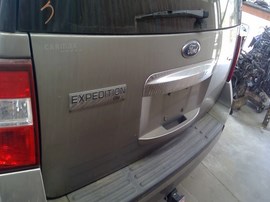 2008 FORD EXPEDITION, GRAY, XLT MODEL, 5.4L, AT, 2WD.   F26500